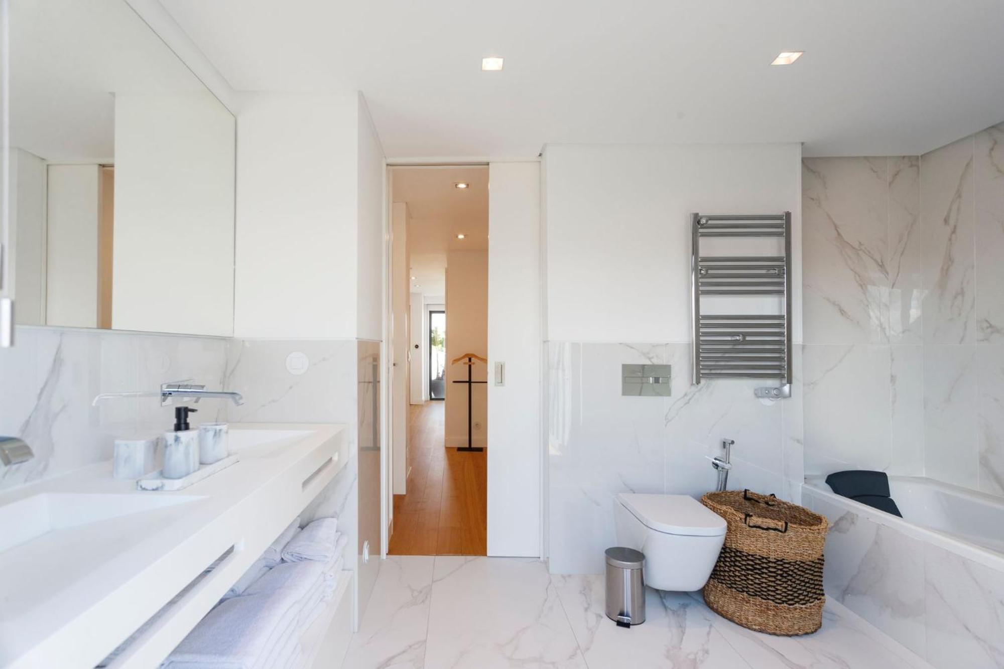 Apartment Luxurious With Balcony In The Parque Eduardo Vii Region Lissabon